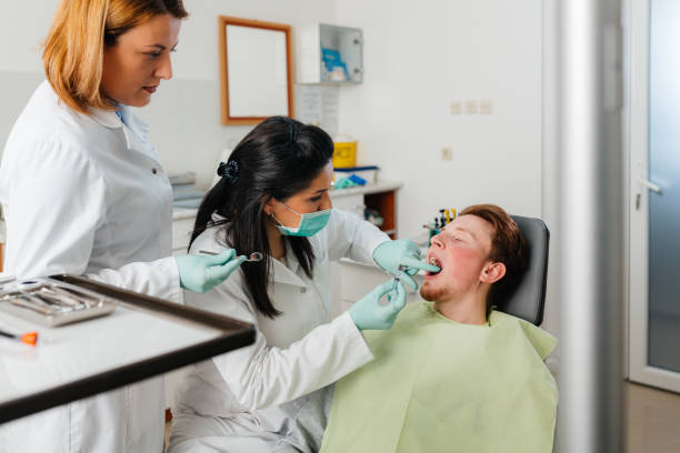 Best Broken Tooth Emergency  in Desert Aire, WA